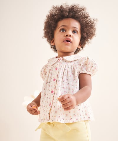 CategoryModel (8821752201358@55)  - chemise manches courtes bébé fille écru imprimé à fleurs et détails roses