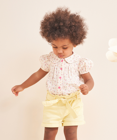CategoryModel (8824765382798@46)  - short droit bébé fille en fibres recyclées jaune avec ceinture