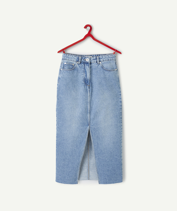   - LANGE DENIM ROK MET SPLIT VOOR EEN MEISJE IN DENIM MET WEINIG IMPACT