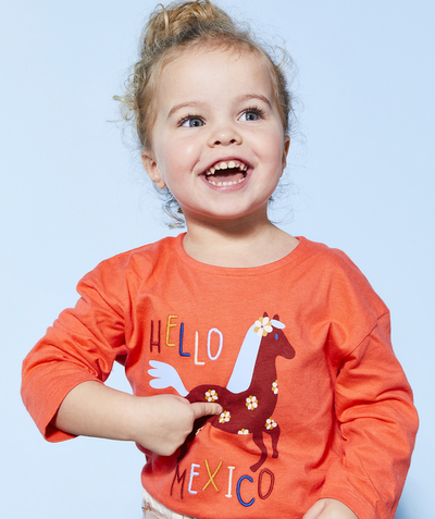 CategoryModel (8825420415118@328)  - T-SHIRT BÉBÉ FILLE EN COTON BIO CORAIL AVEC MESSAGE ET CHEVAL