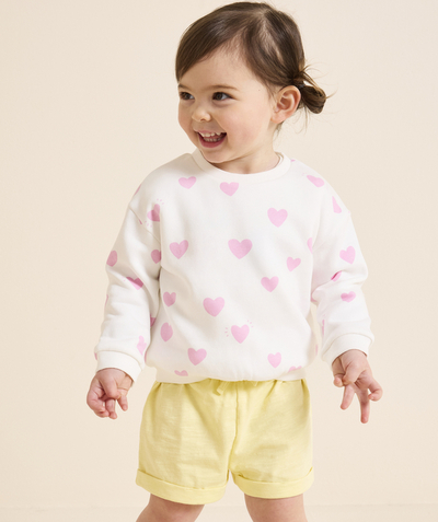 CategoryModel (8824437702798@1089)  - korte broek voor babymeisjes in geel biokatoen met manchetten