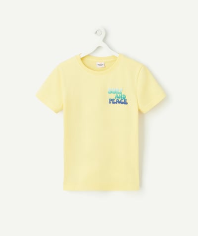 CategoryModel (8824503074958@54)  - Jongens-T-shirt in geel biologisch katoen met gekleurde boodschappen op de rug en hartje