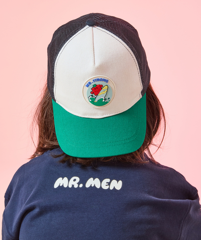 CategoryModel (8824928993422@14)  - jongenspet in blauw en groen katoen met monsieur x madame patch