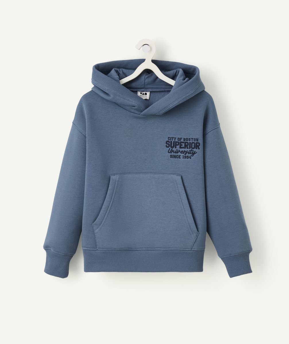   - sweat à capuche garçon en fibres recyclées bleu et message brodé 