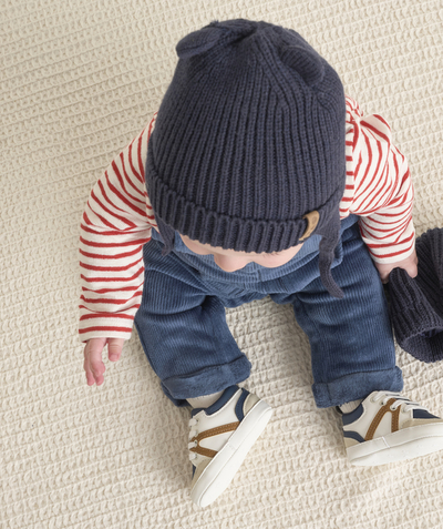 CategoryModel (8825488998542@238)  - chaussons type baskets bébé garçon blanches marron et bleu marine