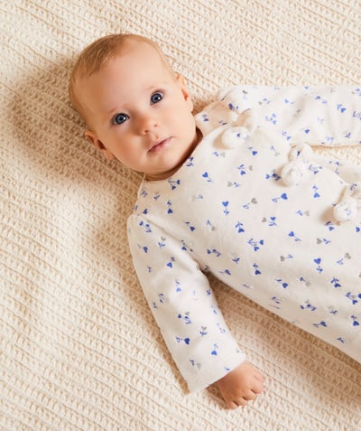 CategoryModel (8821753315470@369)  - Zacht bed van biologisch katoen voor babymeisjes met blauwe bloemetjesprint