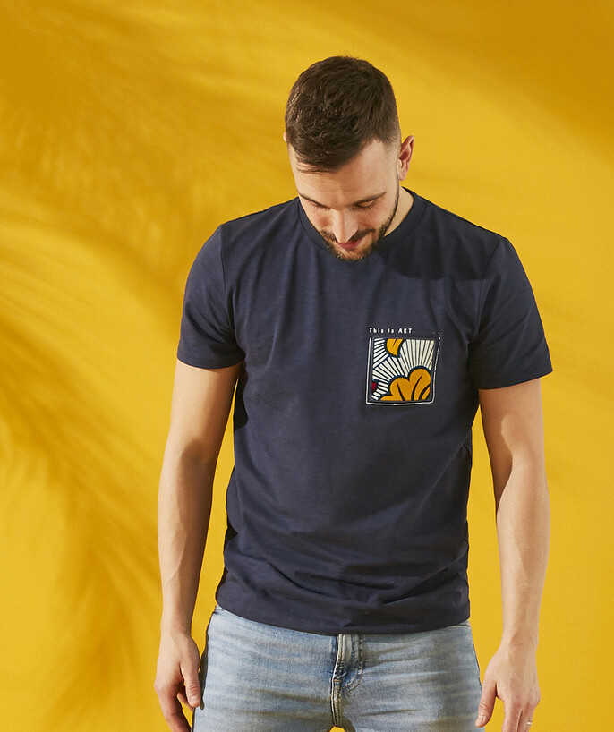   - HEREN T-SHIRT VAN BIOLOGISCH KATOEN, MET WAX PATCH