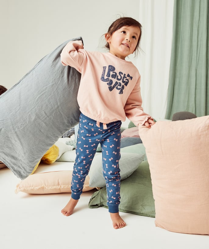   - PYJAMA FILLE EN FIBRES RECYCLÉES BLEU ET ROSE IMPRIMÉ PASTA