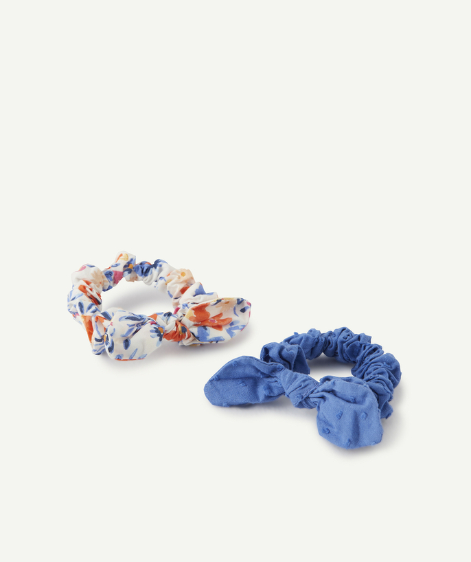   - 2 SCRUNCHIES, BLOEMENPRINT EN EFFEN