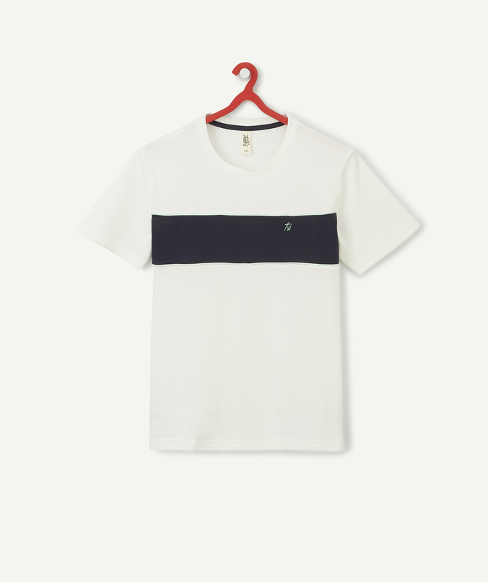   - LE T-SHIRT BLANC EN COTON PIQUÉ AVEC BANDE BLEU MARINE