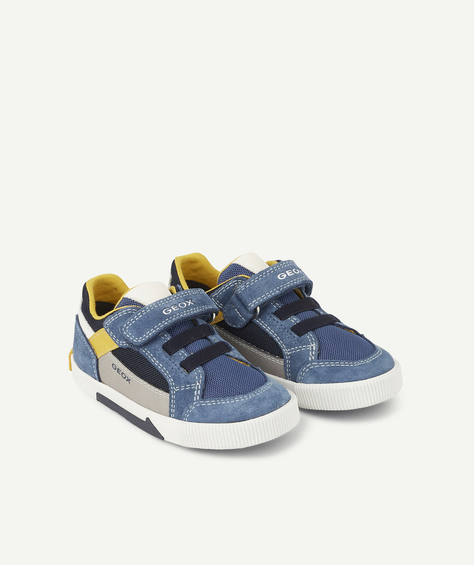   - BLAUWE SNEAKERS MET OKER DETAILS