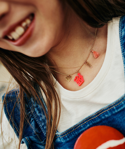 CategoryModel (8824503009422@13)  - GOUDEN KLEU COLLIER MET HARTVORMIGE HANGERTJES EN ROZE POMPON, VOOR MEISJES