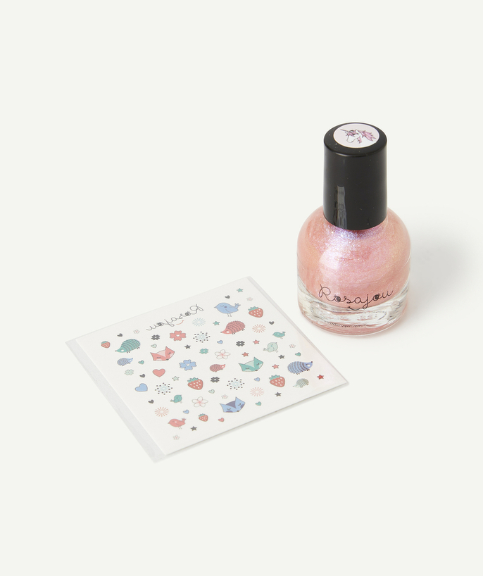   - MAGISCHE ROZE VERNIS EN TATTOEAGE BORD